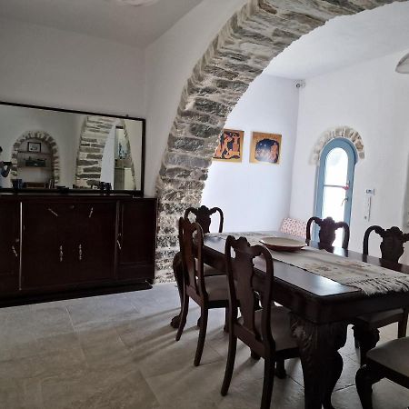 Pyrgos - Traditional House At Kaloxilos, Naxos Khalkion Exterior photo